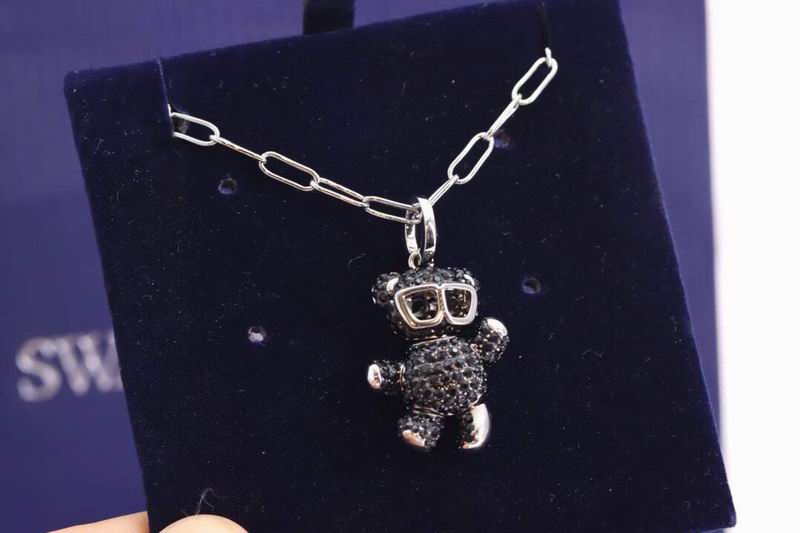 Swarovski Necklace 11yxq03